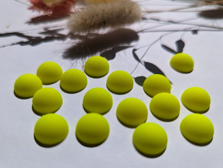 Matt Half Pearl Beads TROPIC LIME