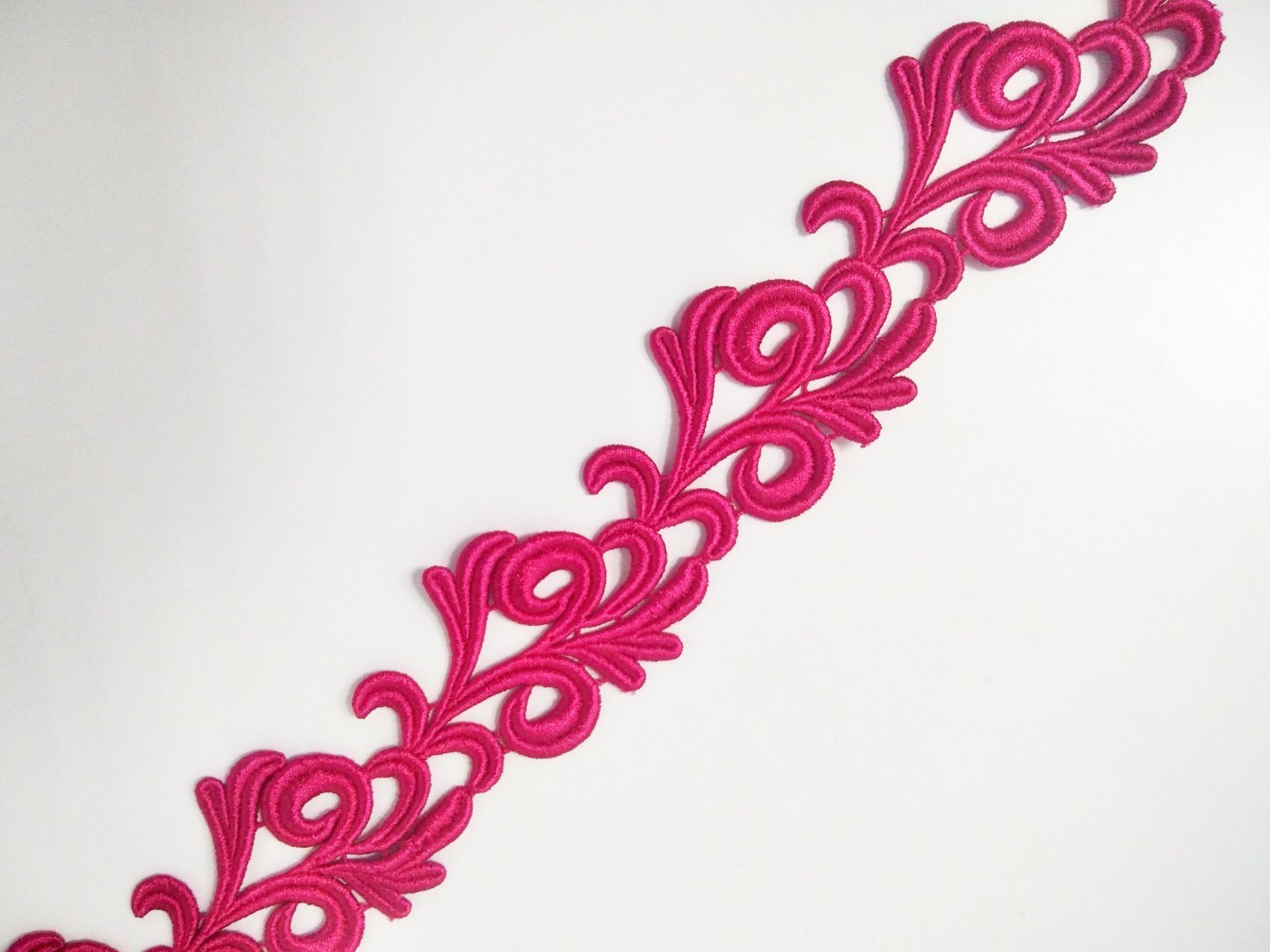 Lace Victoria Guipure Ribbon