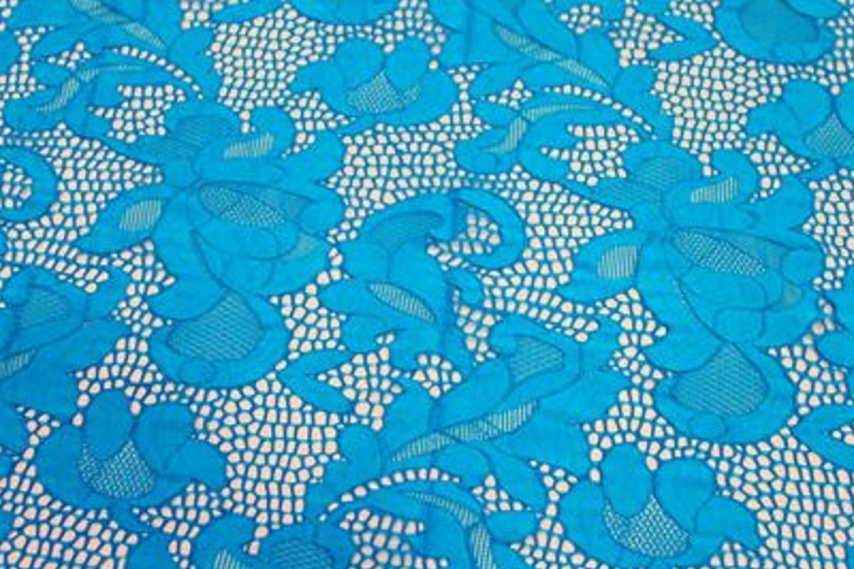 Geometric Stretch Lace