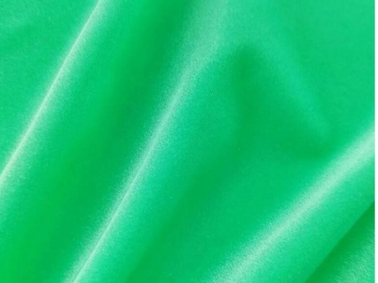 Smooth Velvet - Chrisanne Clover SPEARMINT/EMERALD