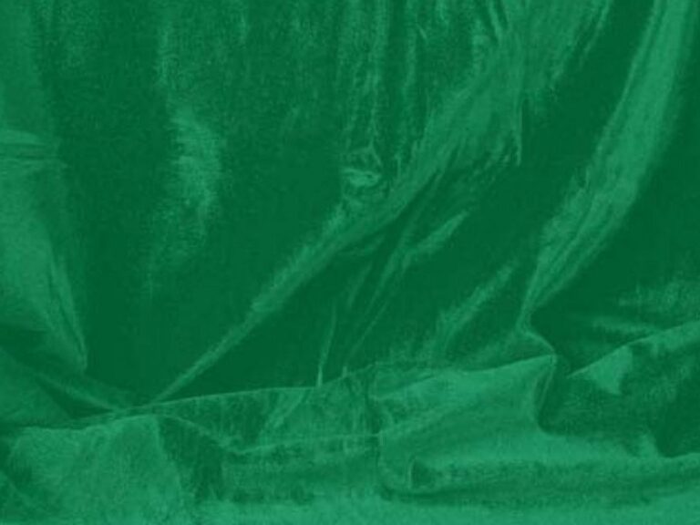 Smooth Velvet - Dsi London - EMERALD