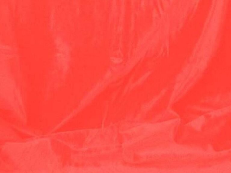 Smooth Velvet - Dsi London - FLAME RED