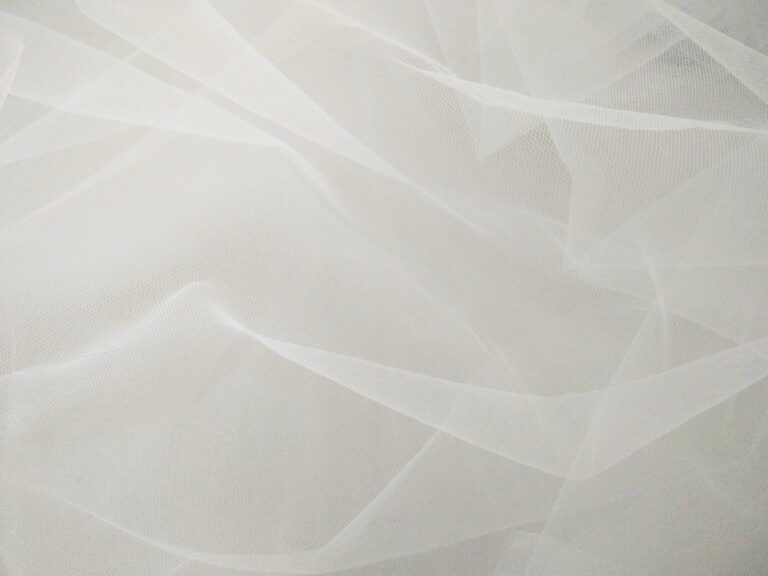 Tulle - Astella WHITE