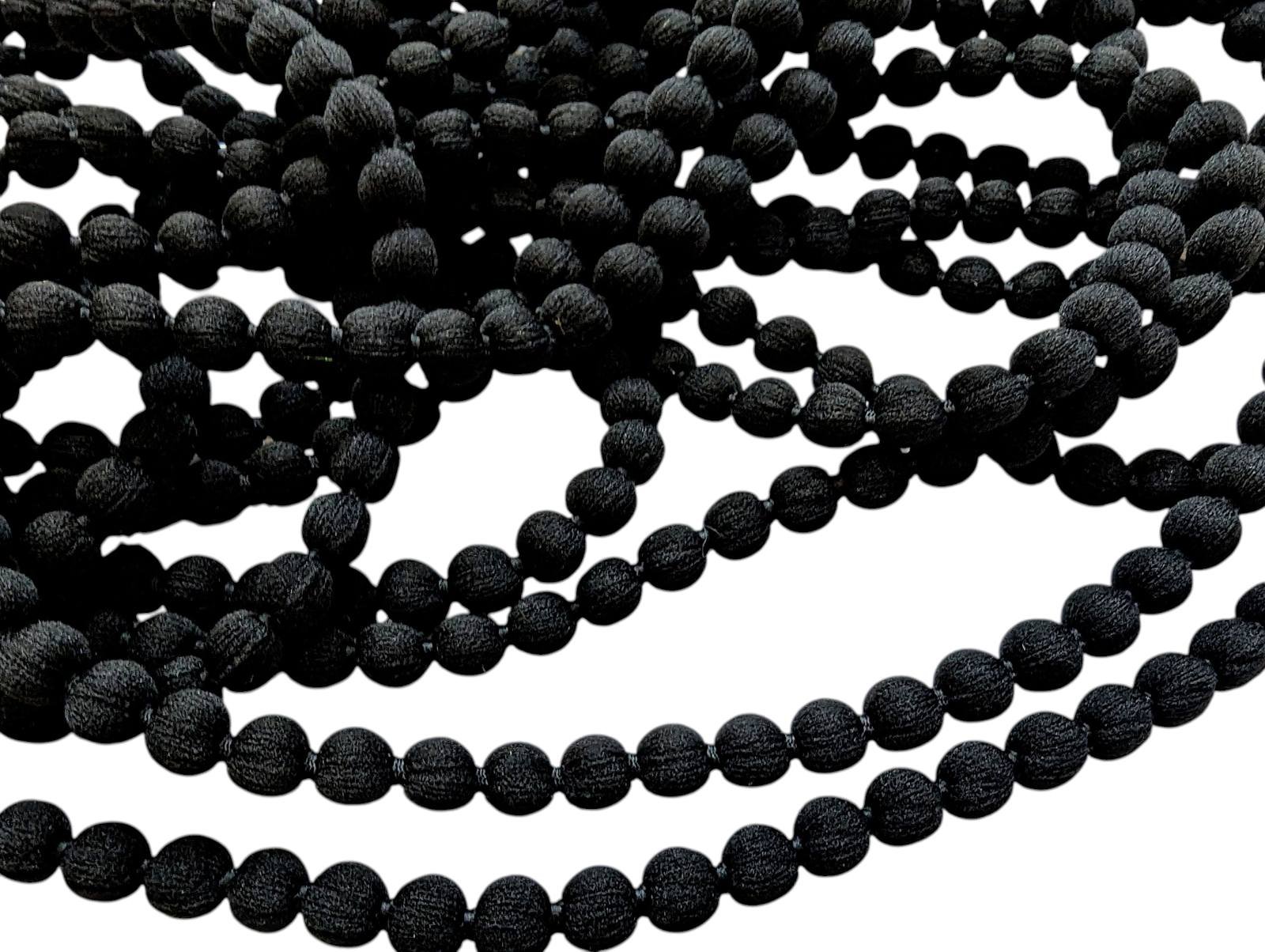 Trim Pom Pom Black