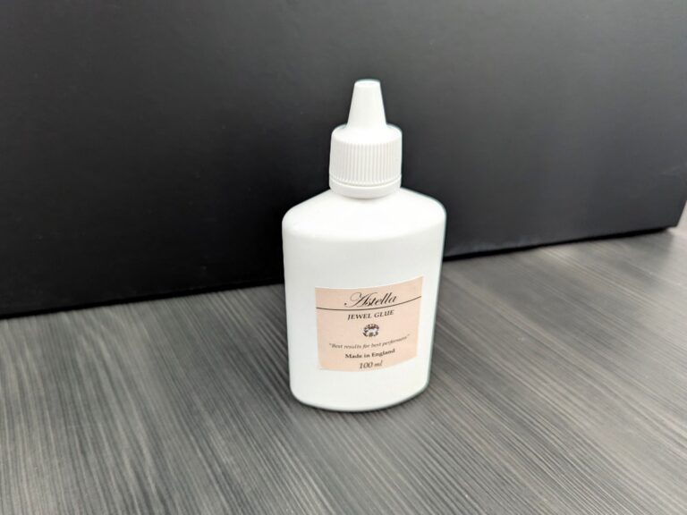 Glue For Crystals 100 Ml (Great Britain)