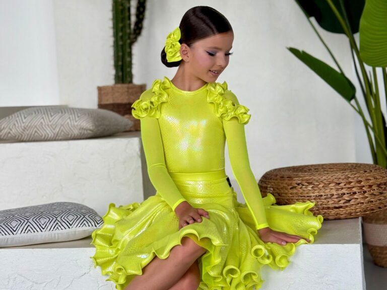 Juvenile Dress In Colour Tropic Lime Python Foiled