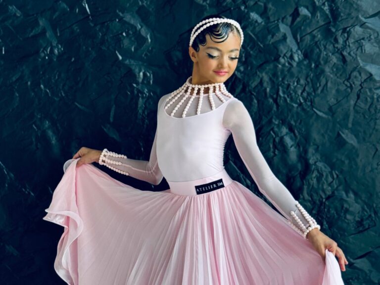 Juvenile Dress In Colour Carnation