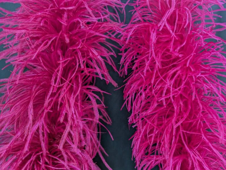 Ostrich Feather Boa Lux 5 Ply WINE