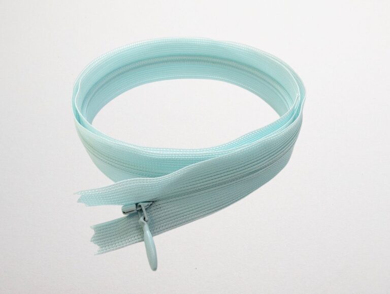 Zippers FROZEN