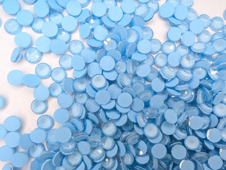 Crystals Non-Hotfix NEON ICE BLUE