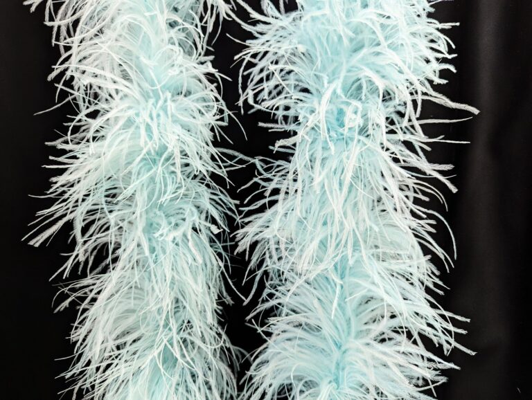 Ostrich Feather Boa Lux 5 Ply AQUA