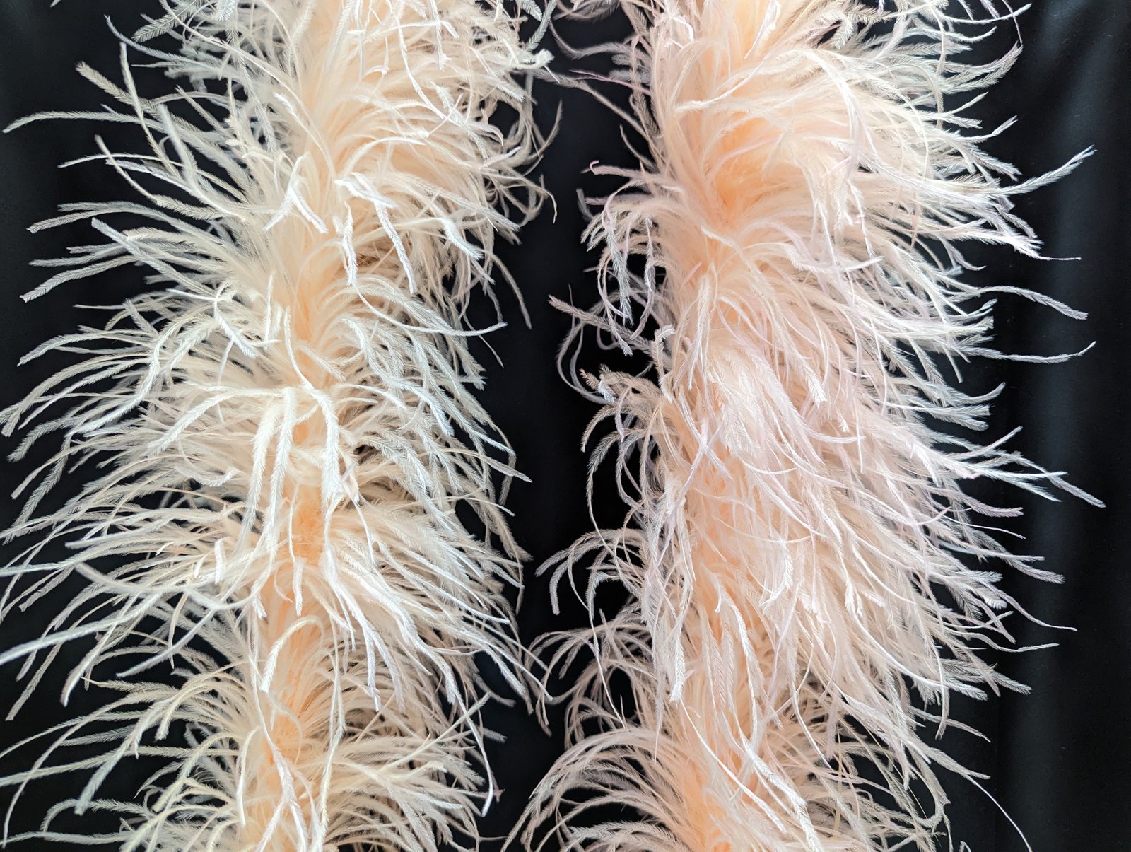 Ostrich Feather Boa Lux 5 Ply