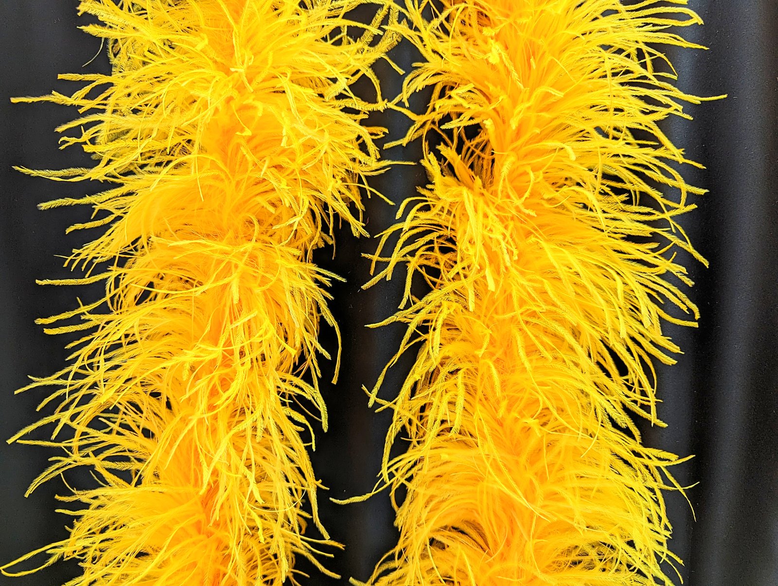 Ostrich Feather Boa Lux 5 Ply